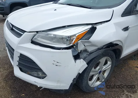 2014 Ford Escape Se z USA, uszkodzony, nr VIN 1FMCU9G93EUC50418